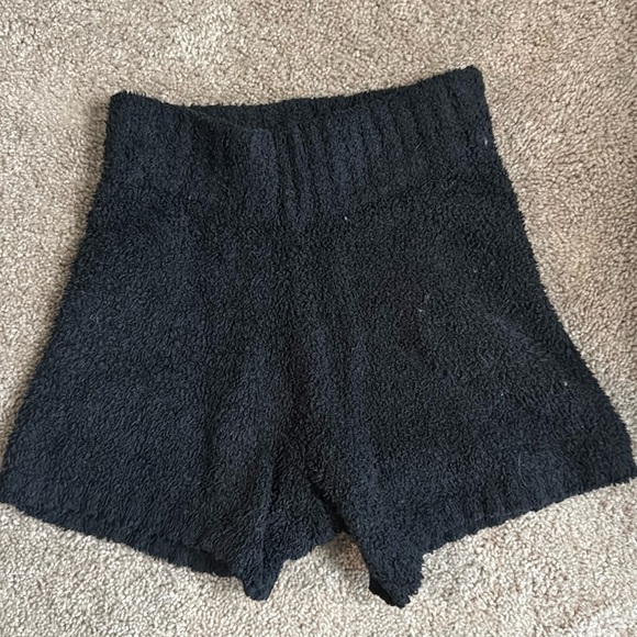 Skims Shorts - Picture 1 of 2